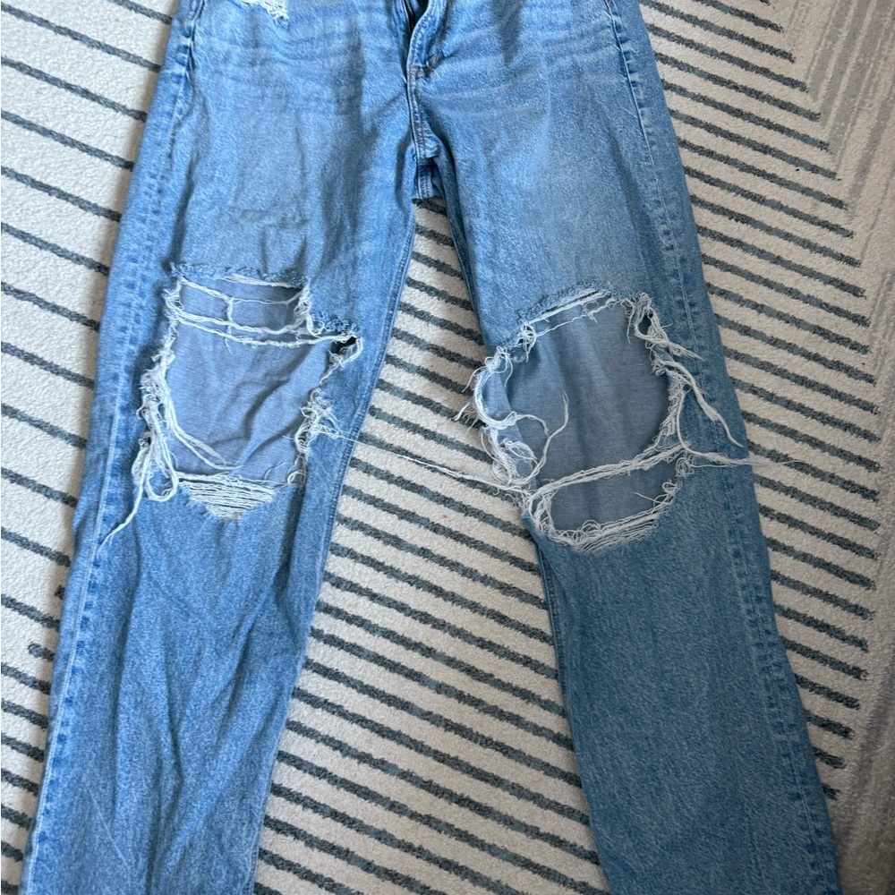 American Eagle Distressed Blue Jeans for